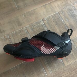 Cycling Shoes:Nike SUPERREP 6.5 size with Peloton Clips